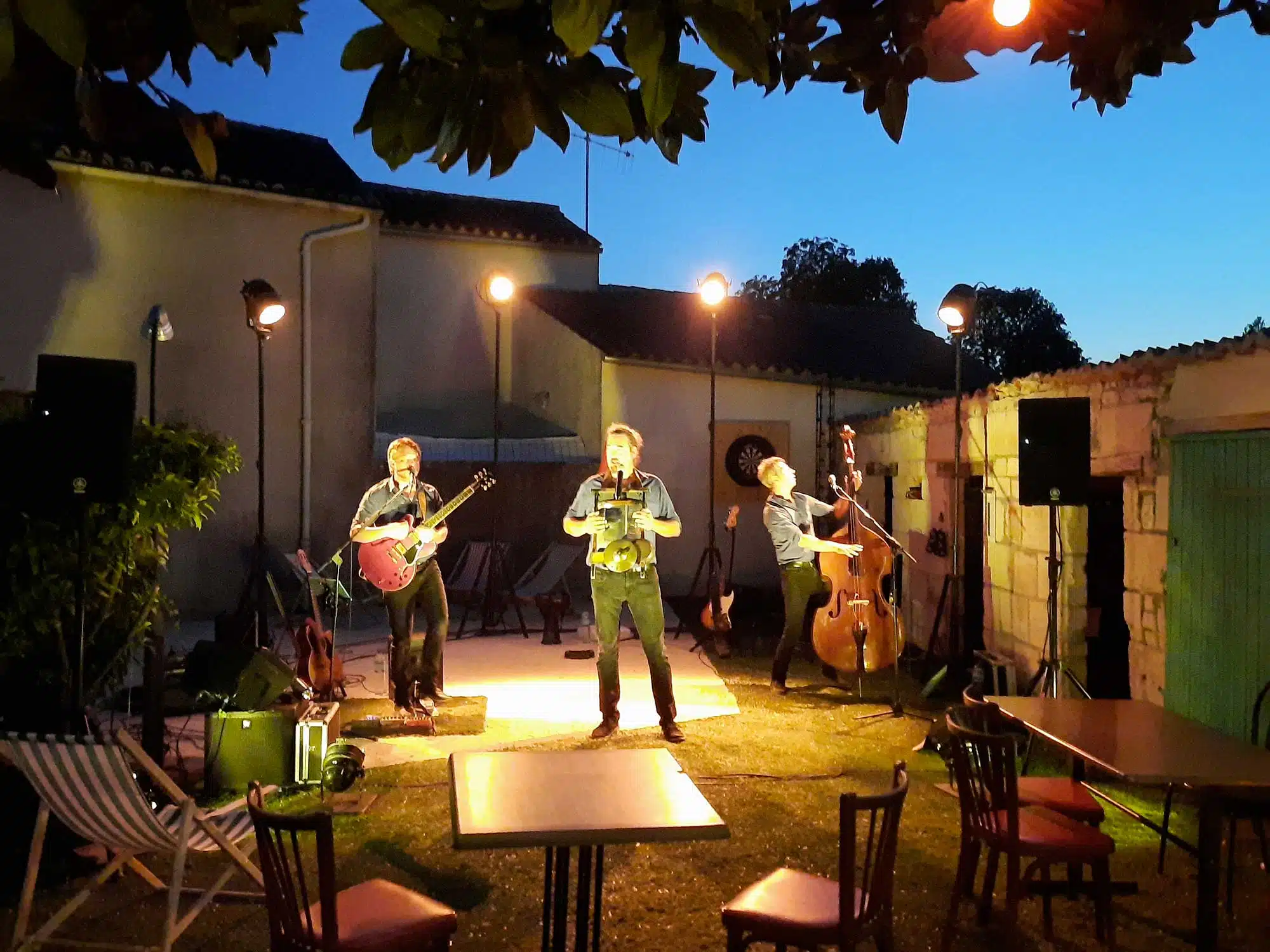 Les polis sont acoustiques 2020