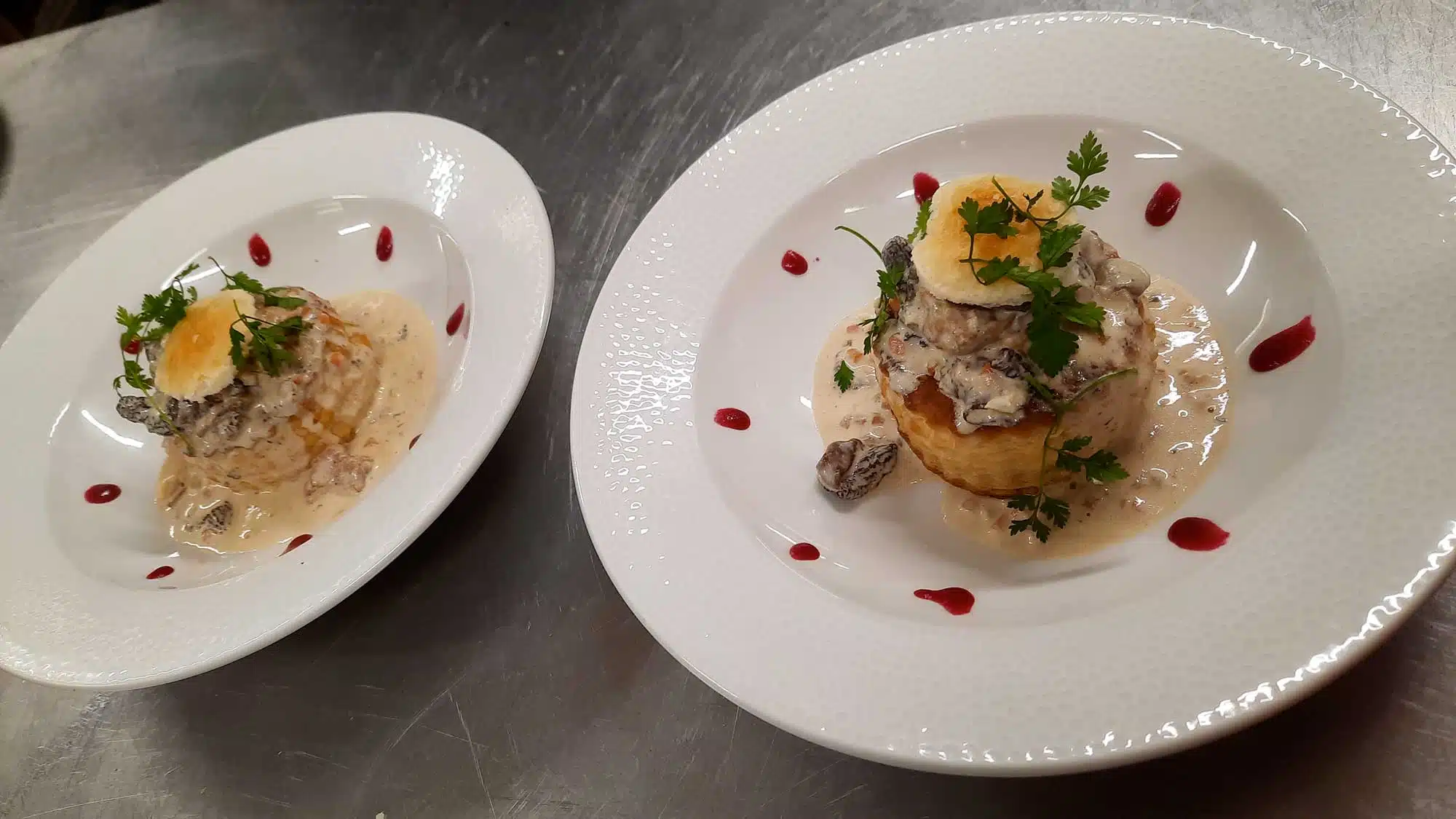 Vol au vent de l Auberge quenelle de volaille ris d agneau et champignons